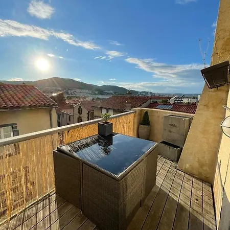 110m2 Terrasse Climatise Quartier Medieval 아파트 *