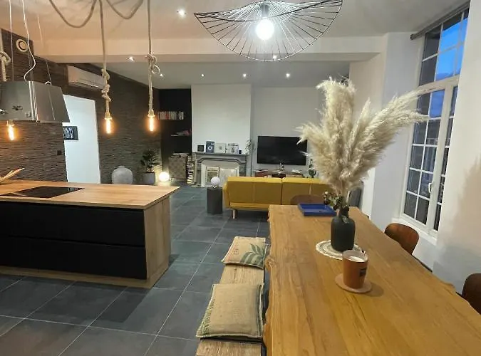 110m2 Terrasse Climatise Quartier Medieval 클레르몽페랑