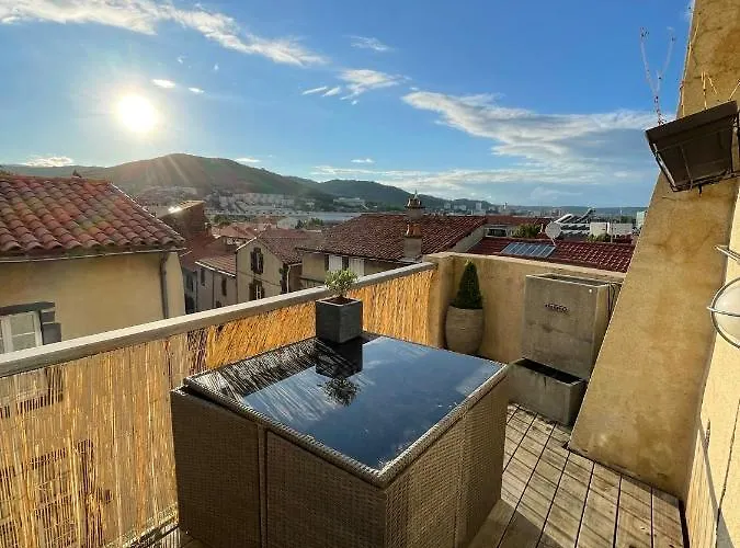 110m2 Terrasse Climatise Quartier Medieval 아파트 *